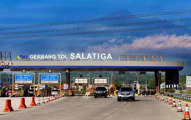 Gerbang Tol Salatiga
