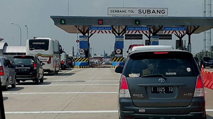 gerbang tol Subang
